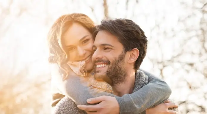 Jak ze sobą nie zwariować? O różnicach między kobietami i mężczyznami w przechodzeniu przełomu połowy życia oraz konsekwencjach jakie z tego wynikają