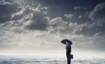 “Pierwsza pomoc psychologiczna w czasie powodzi: Proste kroki dla każdego”